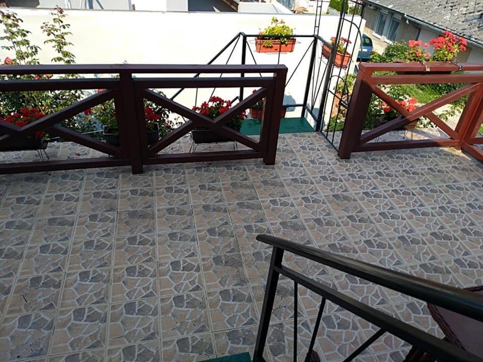 Apartman Vrdnicak Vrdnik Buitenkant foto