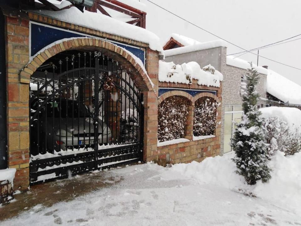 Apartman Vrdnicak Vrdnik Buitenkant foto