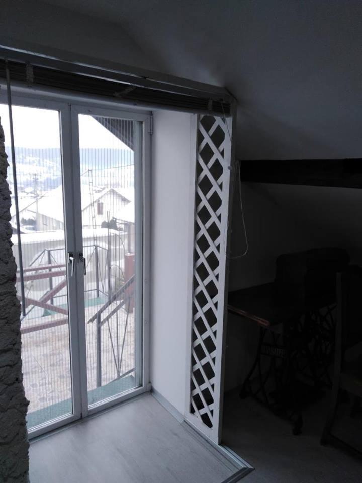 Apartman Vrdnicak Vrdnik Buitenkant foto
